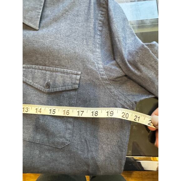 UNTUCKit Men's Slim Fit 100% Cotton Button Up Shirt Size Medium Denim Blue - Picture 9 of 9